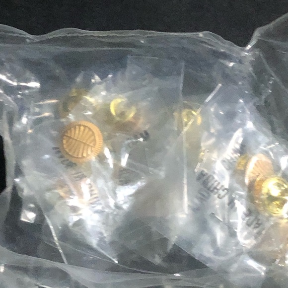 Pan Am Airlines Logo Co-Pilot PILOT Captain Co-Captain Lapel Pin Tie Tack NOS - Picture 8 of 8